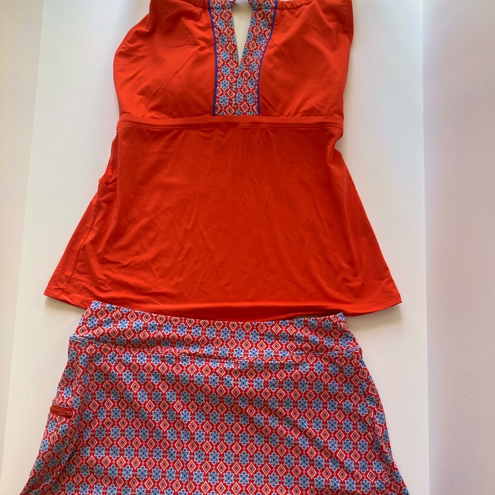 Beach House 2 piece swim suit top& bottoms.